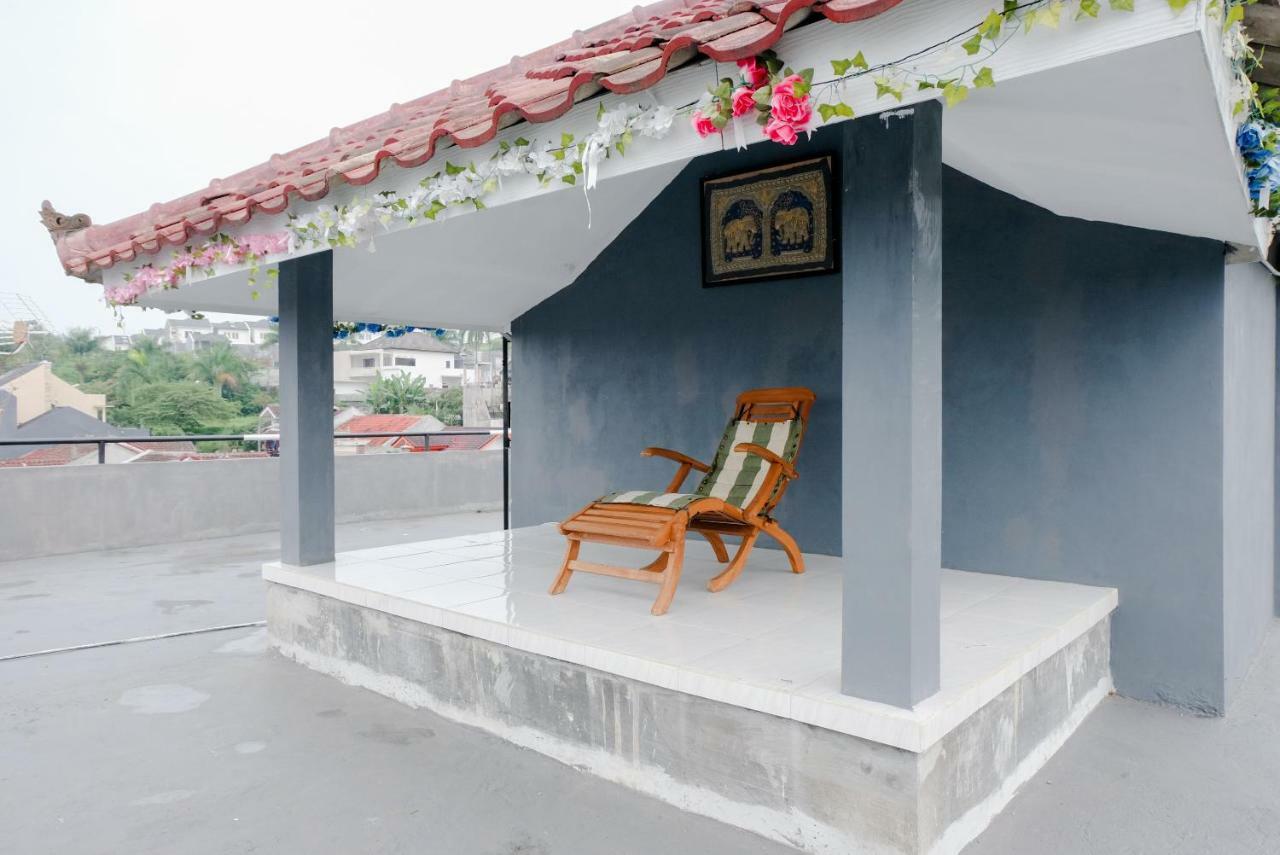 Reddoorz Syariah @ Puncak Buring Hotel Malang Exterior foto